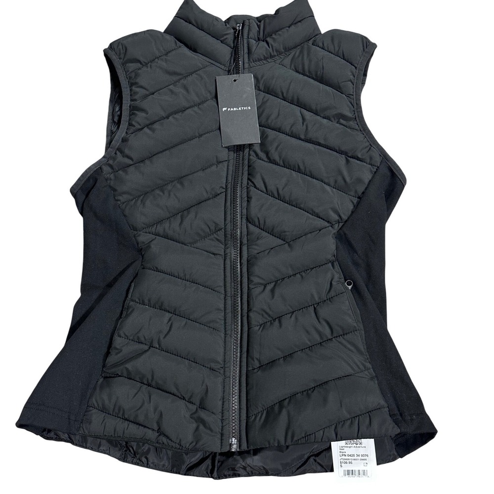 Fabletics Lightweight Adventure Vest Black Quilted Puffer Size Small  NWT